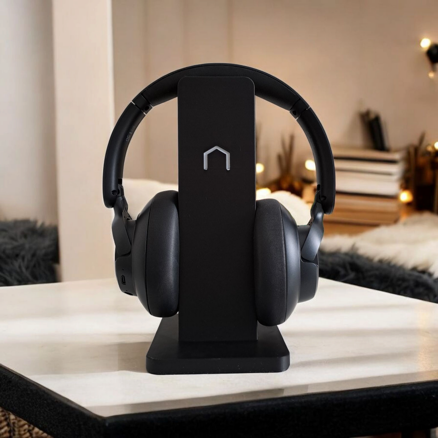 Minimalist Headphone Holder